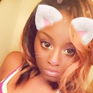 Meet your Posher, Arielle